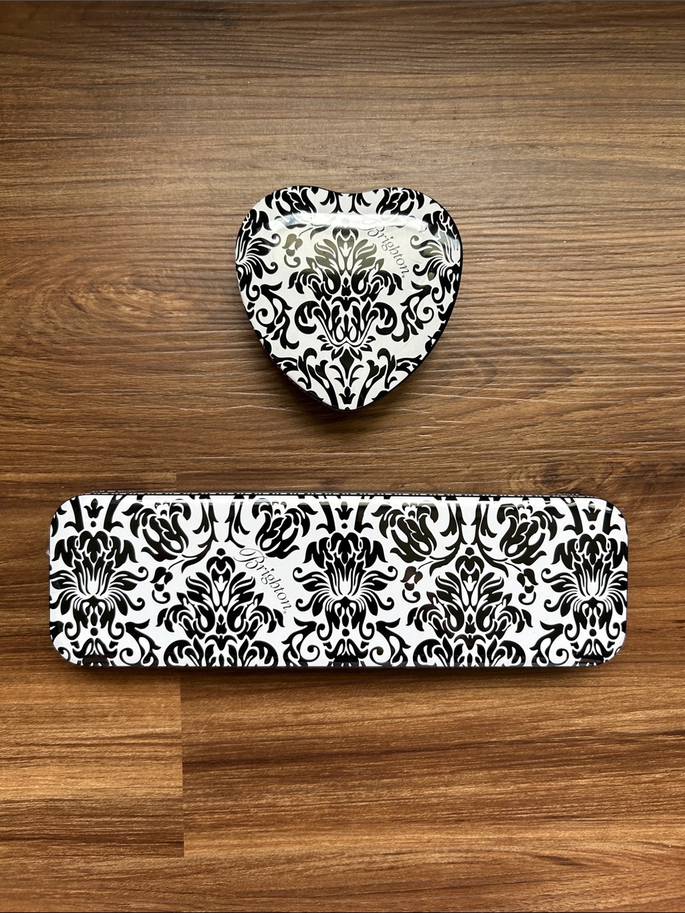 Brighton Black & White Heart Tin Box Set